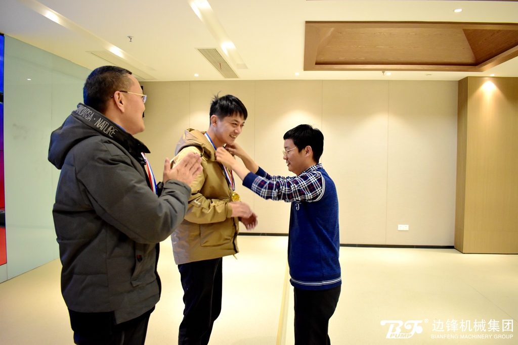 4ded8191ae0c2691_30_3 4ded8191ae0c2691_30_3